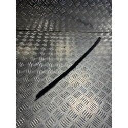 LISTWA SZYBY CZOŁOWEJ PRZÓD LEWA AUDI A7 4G 10- 4G8854327