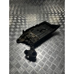 PODSTAWA AKUMULATORA SKODA KAROQ 17- 5Q0915331K