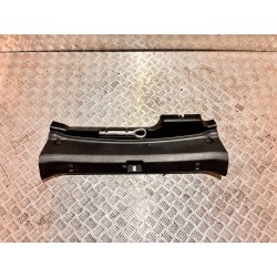 OSŁONA PASA TYLNEGO MERCEDES W213 220 D 16- 2.0 CDI