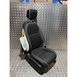 FOTEL PRAWY SKÓRA UK HONDA E:NY1 ENY1 23-