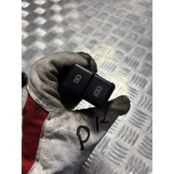 GNIAZDO PORT USB SUZUKI e VITARA 25- E-VITARA