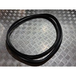 USZCZELKA DRZWI PRAWY PRZÓD MAZDA CX-30 DM 19-