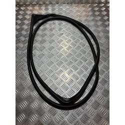 USZCZELKA DRZWI LEWY PRZÓD MAZDA MX-30 DR 20-