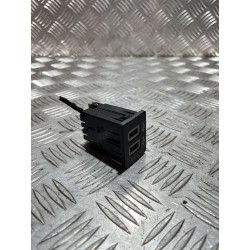 GNIAZDO PORT USB HUB FORD KUGA II MK2 LIFT 16- HC3T-14F014-AC