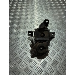 PODUSZKA ŁAPA SILNIKA SUZUKI SWIFT MK9 24- 1.2