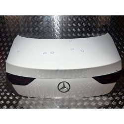 LAMPA PRAWA KLAPY BAGAŻNIKA MERCEDES CLA W118 COUPE 19-