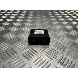 PORT GNIAZDO USB RENAULT KOLEOS II 16-