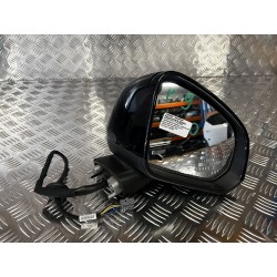 LUSTERKO PRAWE 9 PIN UK VOLVO XC40 17-