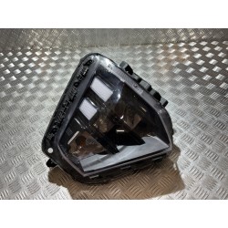 LAMPA PRAWY PRZÓD HYUNDAI KONA II SX2 23- UK