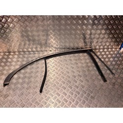 USZCZELKA LISTWA DRZWI PRAWY TYŁ MERCEDES W213 E 220 D 16-