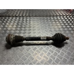 PÓŁOŚ PRZÓD PRZEDNIA PRAWA AUDI Q3 8U 11- 2.0 TDI 1K0407272JF