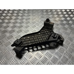ŚLIZG POD LAMPE PRZÓD LEWY AUDI Q3 8U 11- 8U0941453