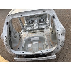 ĆWIARTKA WANNA PAS TYŁ SUZUKI SX4 S-CROSS II 21- 26U