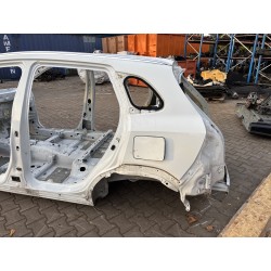 ĆWIARTKA BŁOTNIK PRAWY LEWY WANNA PAS TYŁ SUZUKI SX4 S-CROSS II 21- 26U