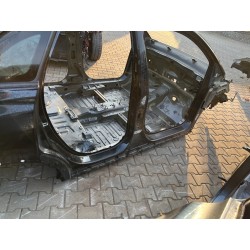 PRÓG PRAWY DŁUGO CIĘTY SŁUPKI OPEL CROSSLAND X 17- Z22Y