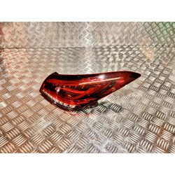 LAMPA W BŁOTNIK PRAWY TYŁ MERCEDES CLA W118 COUPE 19- USZKODZONA
