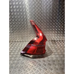LAMPA W BŁOTNIK LEWY TYŁ VOLVO XC60 II 17-
