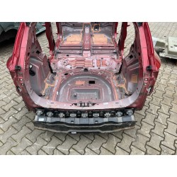PAS TYLNY WANNA WNĘKA BELKA FORD KUGA III MK3 20- HYBRYDA LUCIC RED