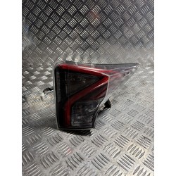 LAMPA PRAWY TYŁ W BŁOTNIK TOYOTA PRIUS IV 15-