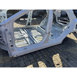 PRÓG LEWY CAŁY DŁUGI MG 4 22- EV 5WSB