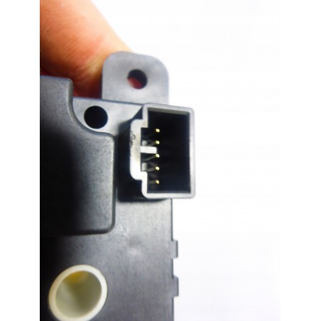 SILNICZEK NAWIEWU SUZUKI KIZASHI 09-