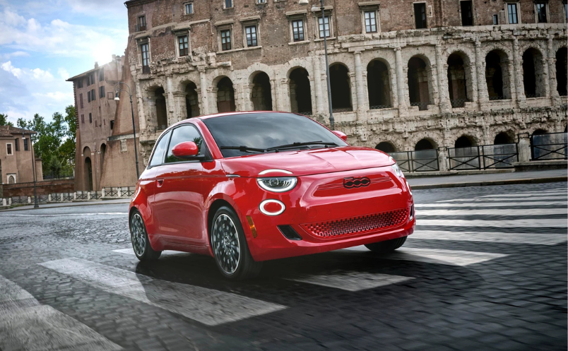 Fiat 500e błyszczy – zdobył aż dwie nagrody